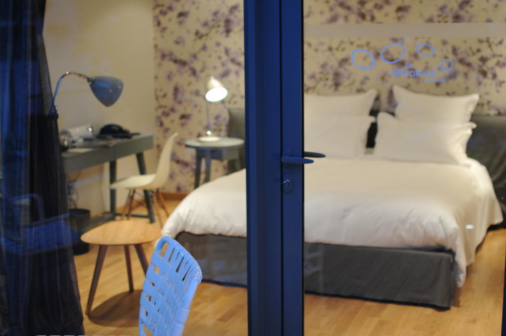 Hotel-Restaurant L'Aquarelle Breuillet  ห้อง รูปภาพ